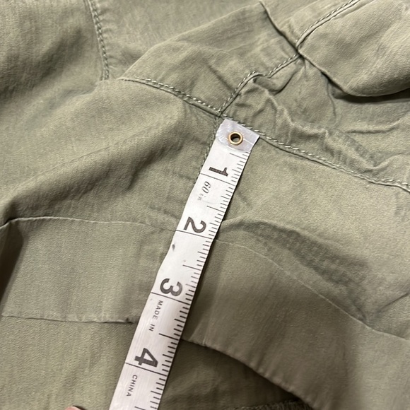 Loft paper bag shorts with belt - Picture 2 of 6